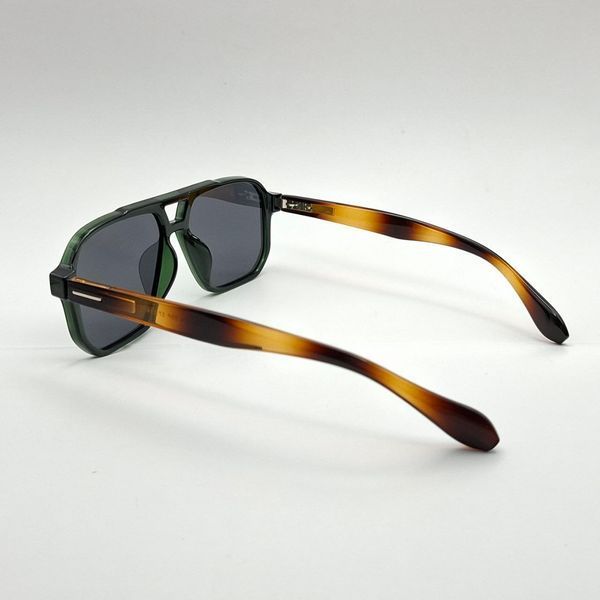 Сонцезахисні окуляри прямокутні з лінзою Polarized R.PE09303 фото