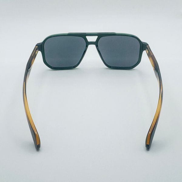 Сонцезахисні окуляри прямокутні з лінзою Polarized R.PE09303 фото