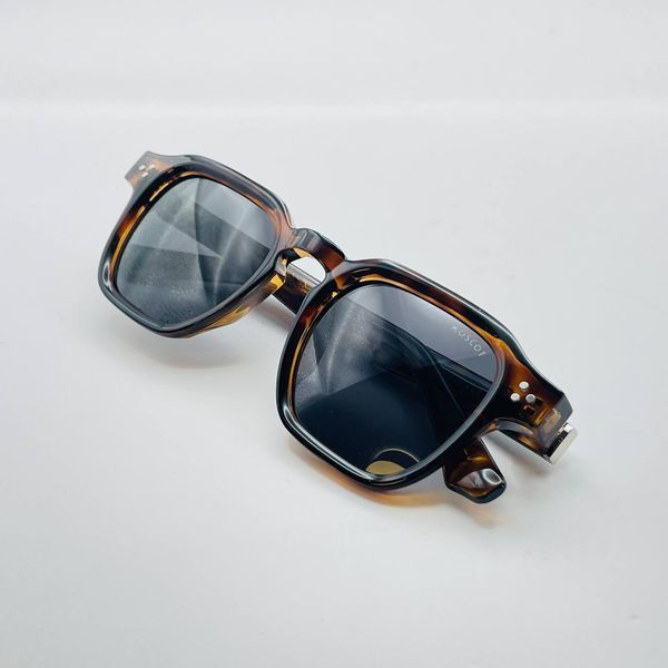 Солнцезащитные очки квадратные с Polarized коричневые 2.10805.С2 фото
